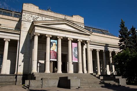 cultur chanel museo puskin|Main Building of the Pushkin State Museum of Fine Arts.